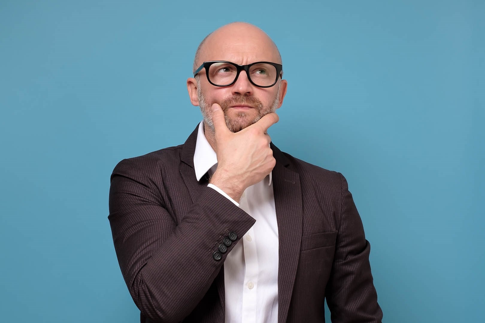 problem-z-płatnosciami-faktur-biznesman-pytanie.jpg problem-z-płatnosciami-faktur-biznesman-pytanie.jpg